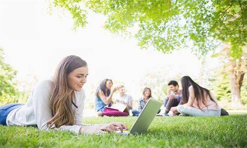 如何申请到皇冠信用网_如何申请到国外留学：一步一脚印的留学攻略如何申请到皇冠信用网！
